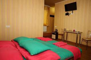 Отель Smartmit Hotel Smalyavichy Двухместный номер Делюкс с 1 кроватью или 2 отдельными кроватями-2